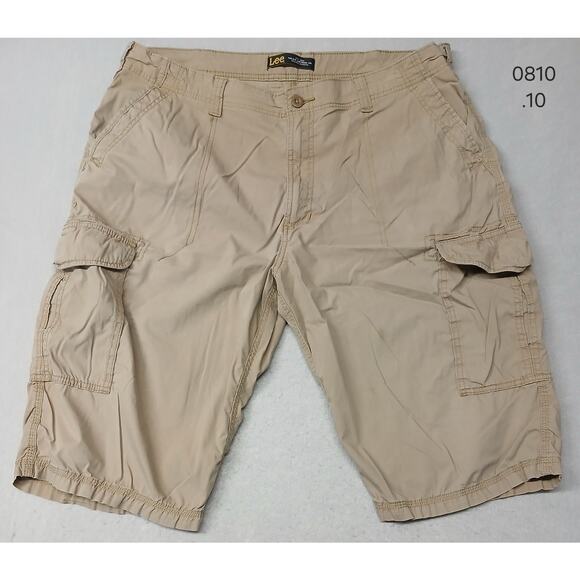 Lee Other - Lee's (40) Men's Tan Khaki Cargo Style Shorts
